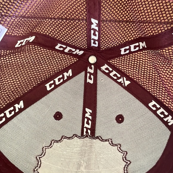 CCM Sticks snapback hat in excellent condition - Picture 7 of 7